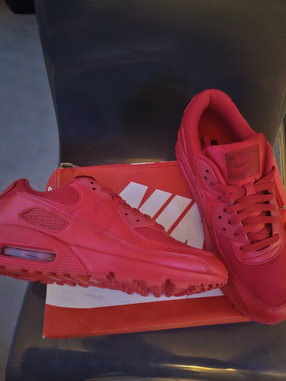 Nike Air Max All-Red Sneakers